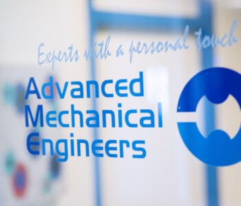 Advanced-Mechanical-Engineers-Voordeur